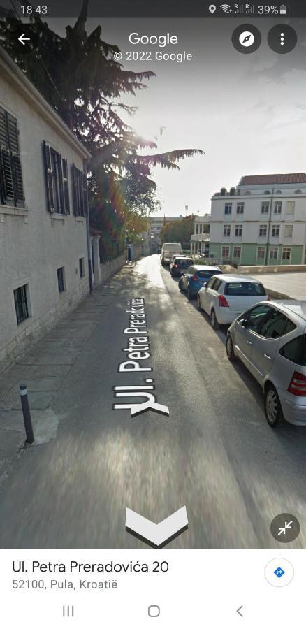 Large Apartment In City Centre Pula! Exterior photo